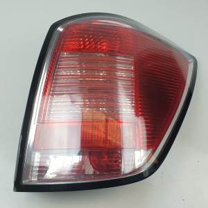 PILOTO TRASERO DERECHO 93182993 OPEL ASTRA H CARAVAN Autodesguaces Alicante