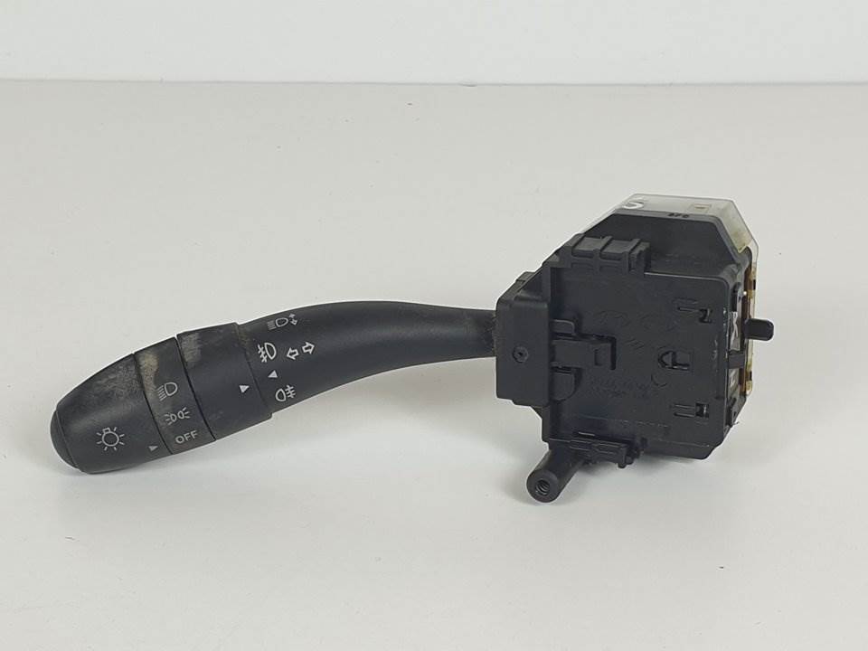 MANDO LUCES - 934102R030 - HYUNDAI - I30 (FD)