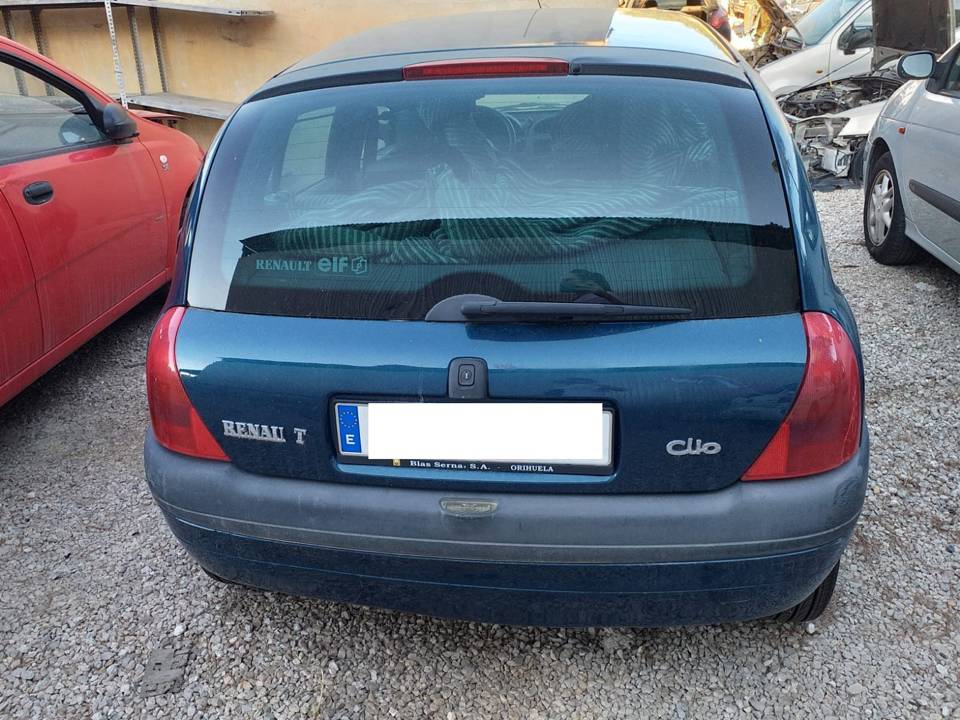 Imagen del vehículo RENAULT CLIO II FASE I (B/CBO)
