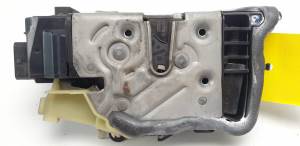 CERRADURA PUERTA DELANTERA DERECHA 51217477708 BMW SERIE 7 (G11/G12) Autodesguaces Alicante
