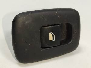 MANDO ELEVALUNAS TRASERO DERECHO CITROEN C5 BERLINA Autodesguaces Alicante
