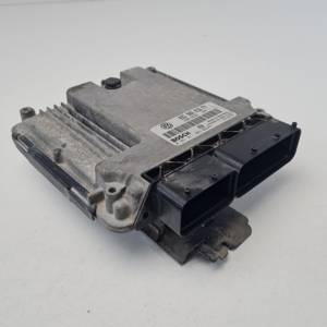CENTRALITA MOTOR UCE 0281011903 VOLKSWAGEN GOLF V BERLINA (1K1) Autodesguaces Alicante
