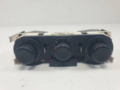 MANDO CALEFACCION / AIRE ACONDICIONADO 6L0820045A SEAT IBIZA (6L1) Autodesguaces Alicante
