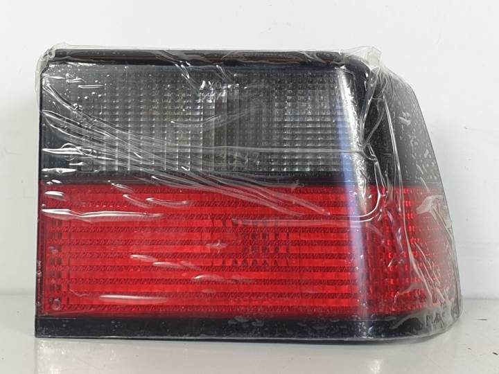PILOTO TRASERO DERECHO 95668020 CITROEN XANTIA BERLINA Autodesguaces Alicante