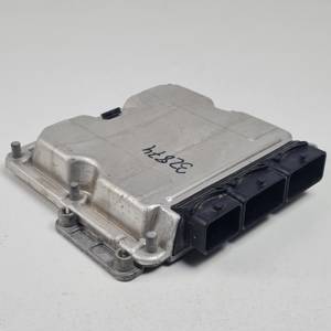 CENTRALITA MOTOR UCE 0281011356 OPEL VIVARO Autodesguaces Alicante