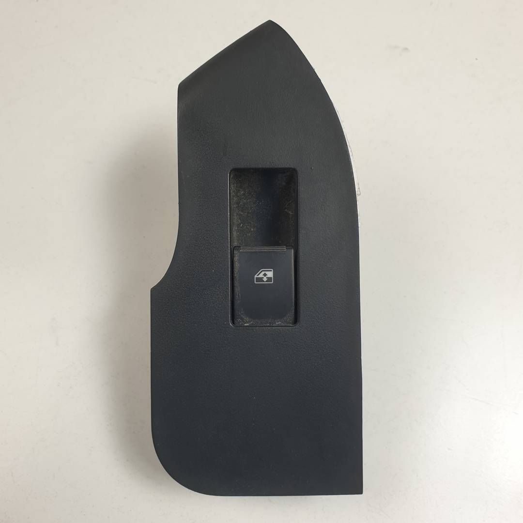 MANDO ELEVALUNAS TRASERO DERECHO - 202005438 - CHEVROLET - CAPTIVA