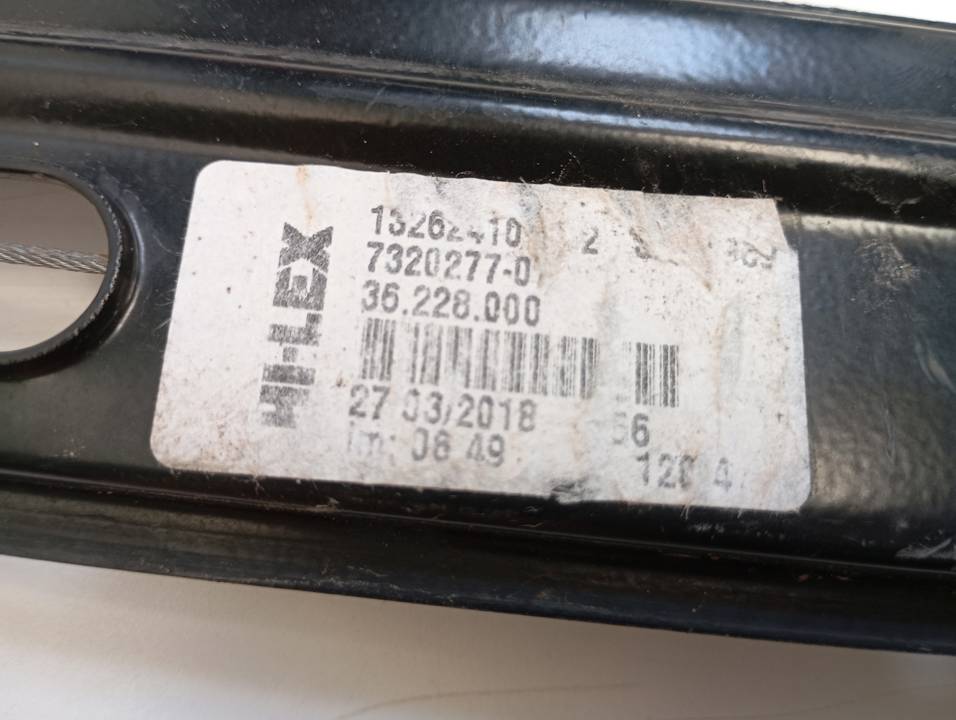 ELEVALUNAS DELANTERO IZQUIERDO