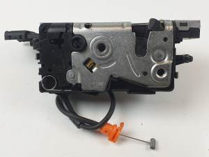 CERRADURA PUERTA TRASERA DERECHA 24103158 CITROEN C4 GRAND PICASSO Autodesguaces Alicante