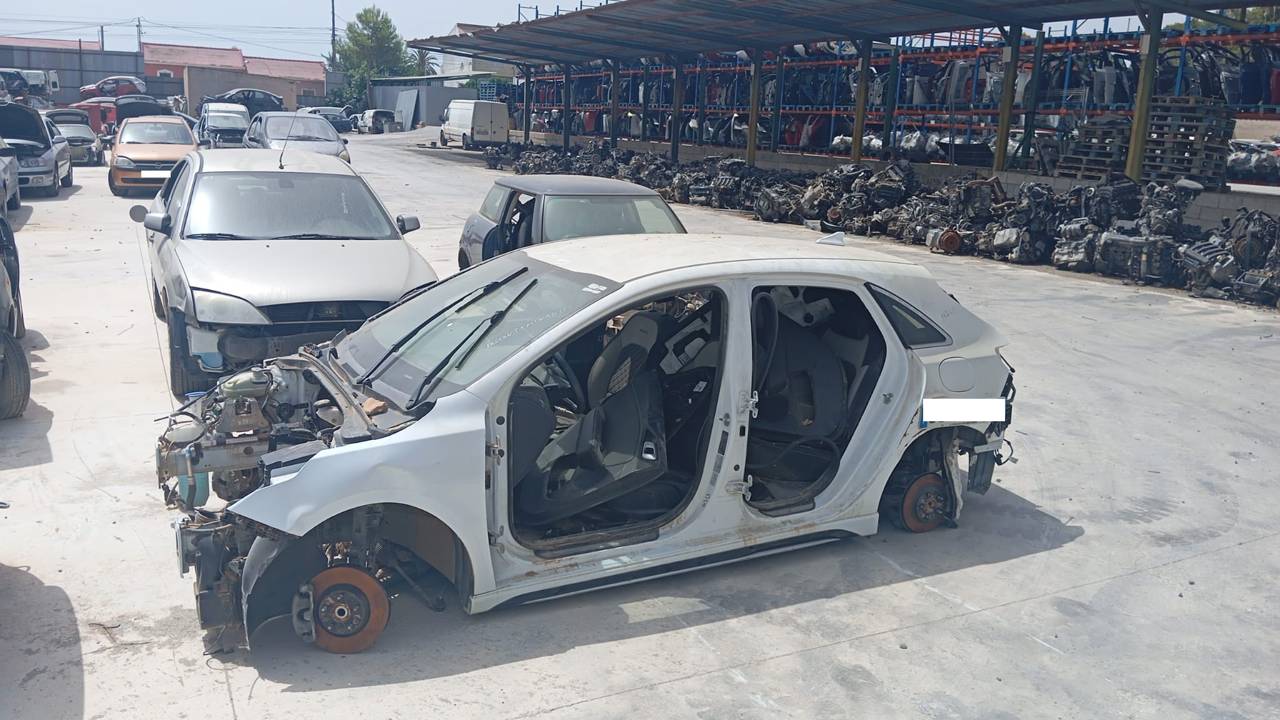 Imagen del vehículo KIA CEED