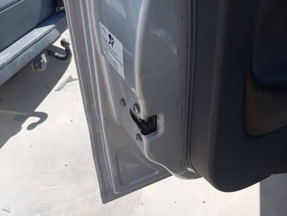 CERRADURA PUERTA DELANTERA IZQUIERDA