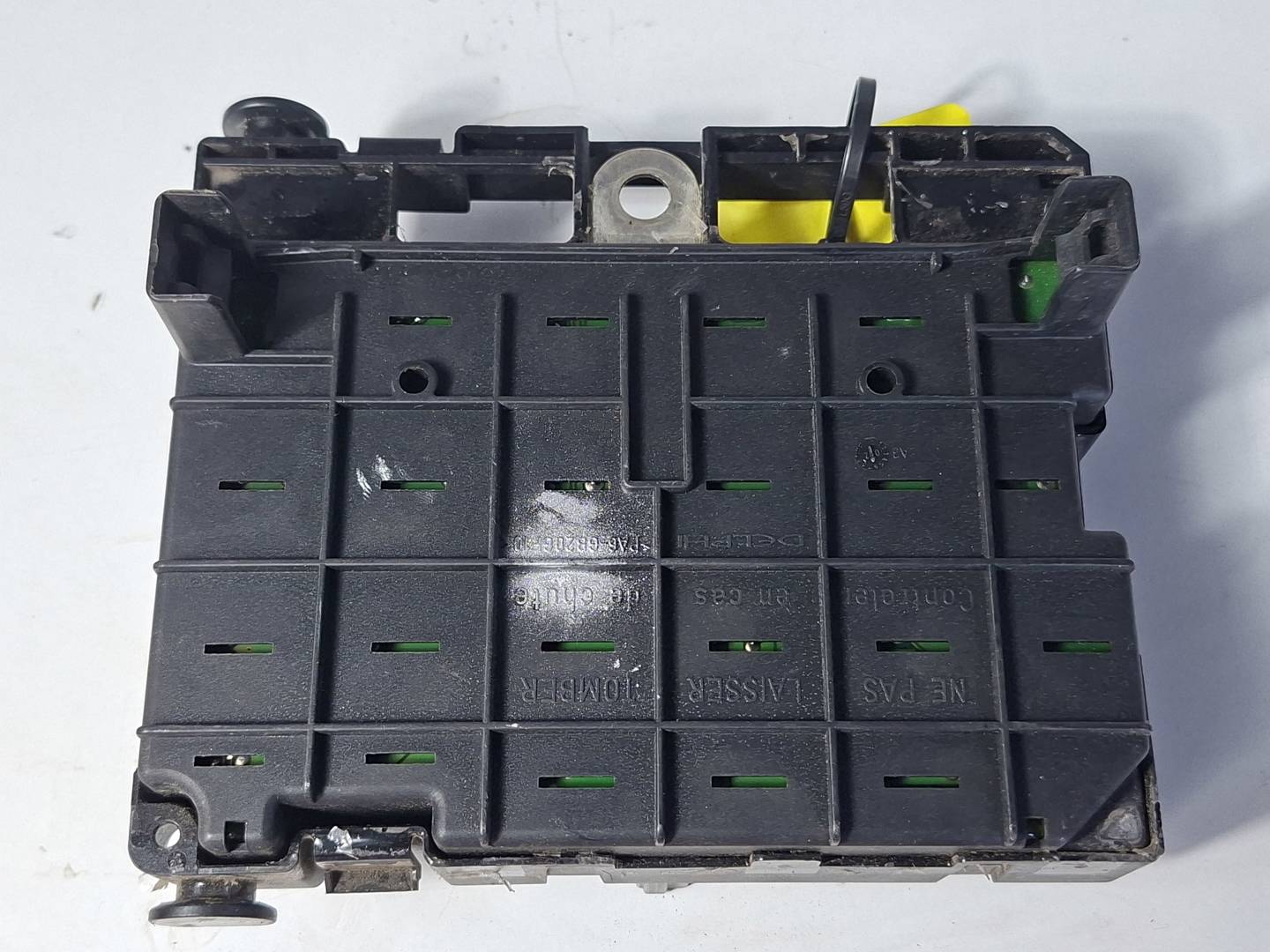 Foto 2 de Caja Reles / Fusibles Citroen Xsara Berlina (1997–2005)