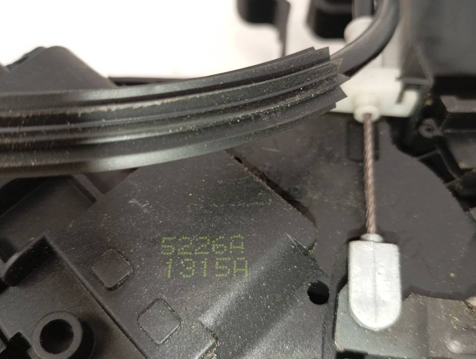 CERRADURA PUERTA DELANTERA DERECHA