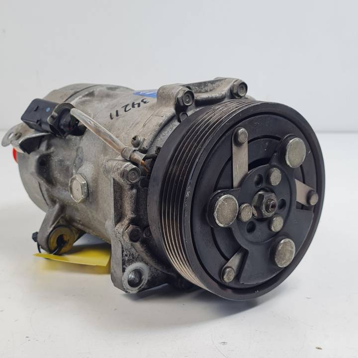 COMPRESOR AIRE ACONDICIONADO 7M3820803A FORD GALAXY (VY) Autodesguaces Alicante