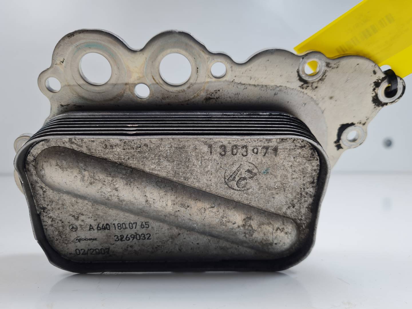 ENFRIADOR ACEITE MOTOR - A6401800765 - MERCEDES - CLASE A (W169)
