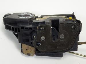 CERRADURA PUERTA DELANTERA DERECHA HYUNDAI TUCSON (JM) Autodesguaces Alicante