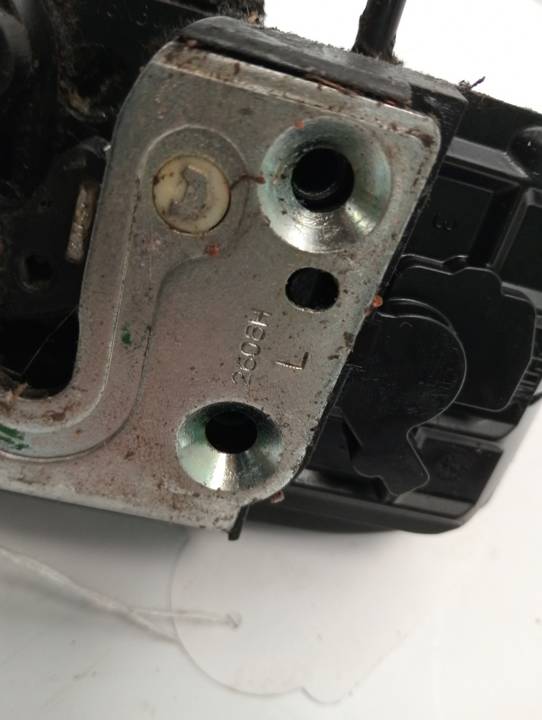CERRADURA PUERTA TRASERA IZQUIERDA