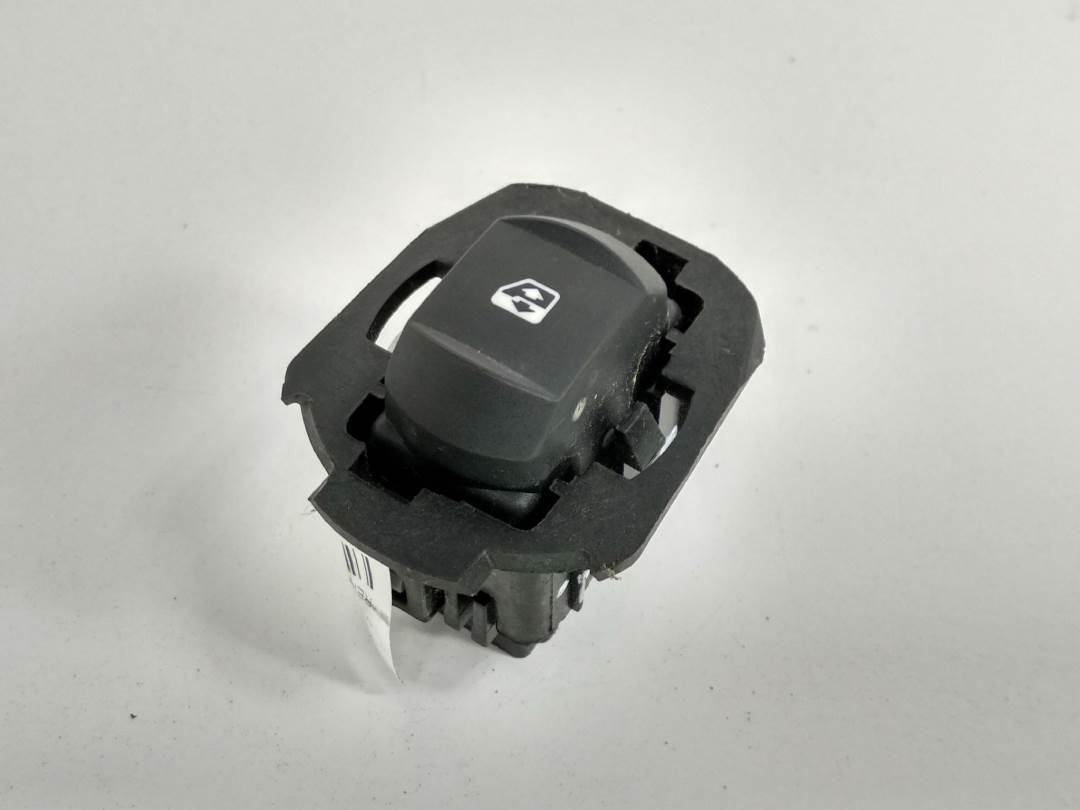 MANDO ELEVALUNAS DELANTERO DERECHO - RENAULT - VEL SATIS (BJ0)