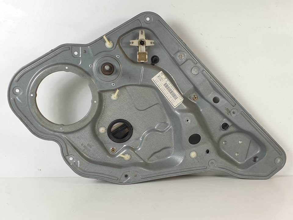 ELEVALUNAS TRASERO DERECHO - 1M0826628 - SEAT - LEON (1M1)
