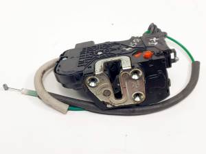 CERRADURA PUERTA TRASERA IZQUIERDA HYUNDAI I40 Autodesguaces Alicante