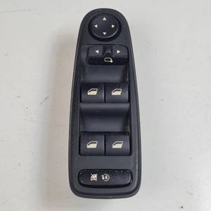 MANDO ELEVALUNAS DELANTERO IZQUIERDO 96639382ZD CITROEN C4 GRAND PICASSO Autodesguaces Alicante