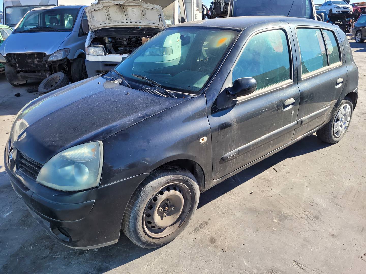 RENAULT CLIO II FASE II (B/CB0) (2001 - 2005)