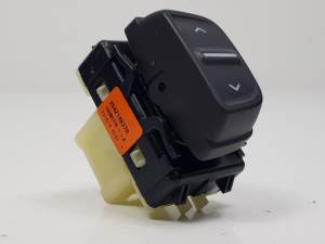 MANDO ELEVALUNAS DELANTERO IZQUIERDO 254214937R DACIA SANDERO Autodesguaces Alicante