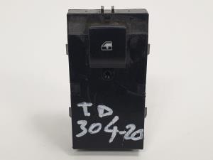 MANDO ELEVALUNAS TRASERO DERECHO 13301886 OPEL INSIGNIA BERLINA Autodesguaces Alicante