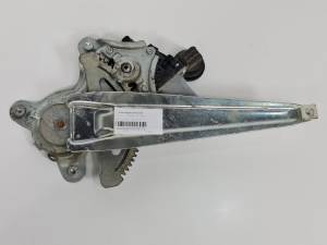 ELEVALUNAS TRASERO IZQUIERDO 8572058010 LEXUS RX Autodesguaces Alicante