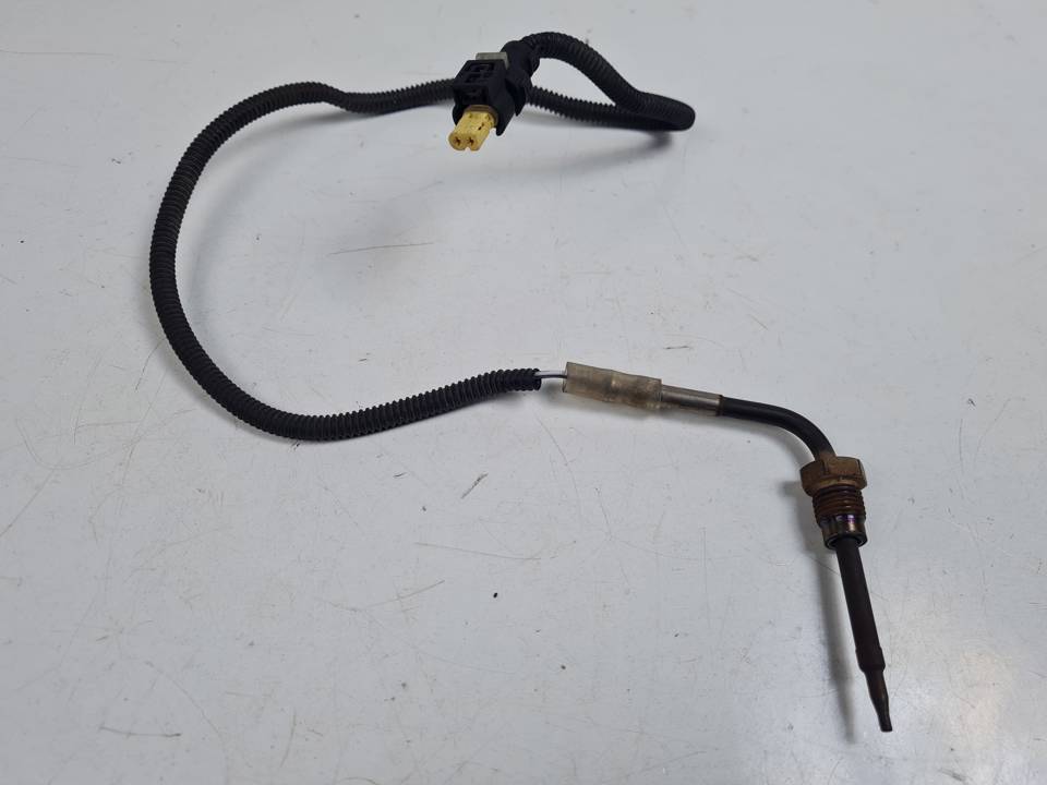 SENSOR A0009059704 MERCEDES SPRINTER III (W910) Autodesguaces Alicante