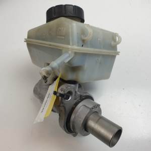 BOMBA FRENO 32067271 OPEL ASTRA GTC Autodesguaces Alicante