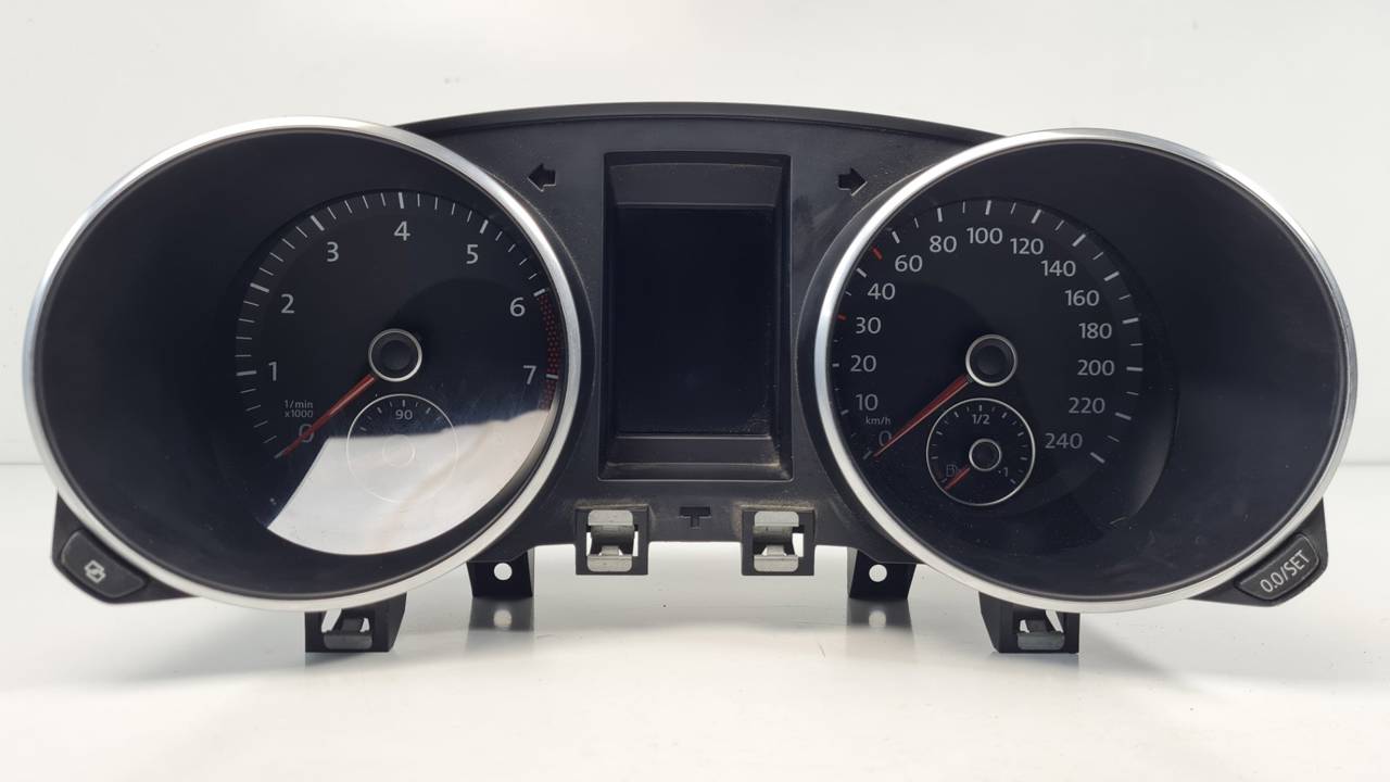 CUADRO INSTRUMENTOS 5K0920860D VOLKSWAGEN GOLF VI (5K1) Autodesguaces Alicante