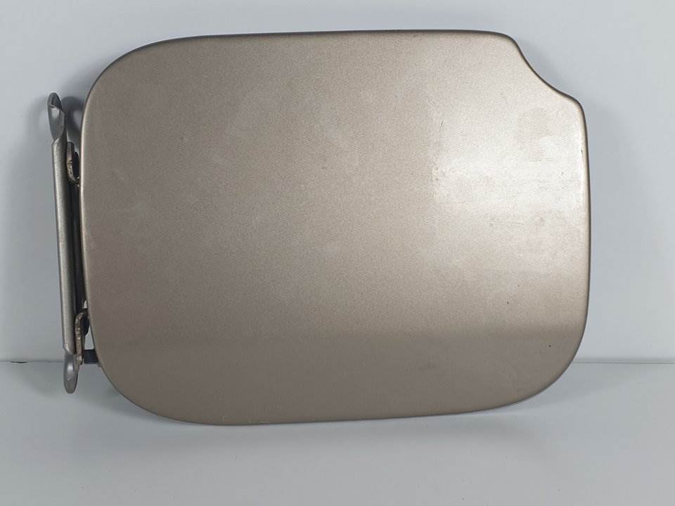 TAPA EXTERIOR COMBUSTIBLE - 148067154R - DACIA - SANDERO
