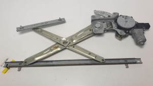 ELEVALUNAS DELANTERO DERECHO A0215713A086 MITSUBISHI OUTLANDER (CW0) Autodesguaces Alicante