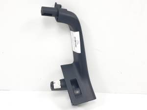 MANDO ELEVALUNAS TRASERO IZQUIERDO 7L6959855B VOLKSWAGEN GOLF VI (5K1) Autodesguaces Alicante