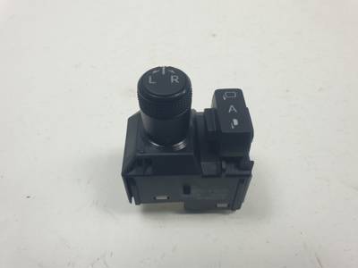 MANDO RETROVISOR 84872F4030 TOYOTA C-HR Autodesguaces Alicante