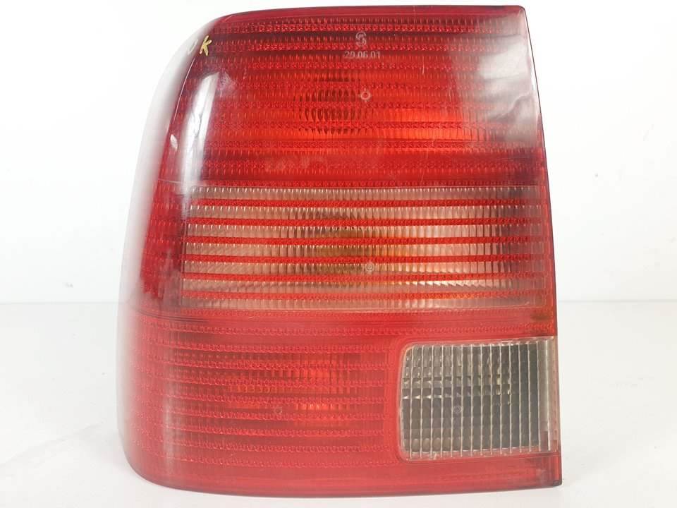 PILOTO TRASERO IZQUIERDO - VOLKSWAGEN - PASSAT BERLINA (3B2)