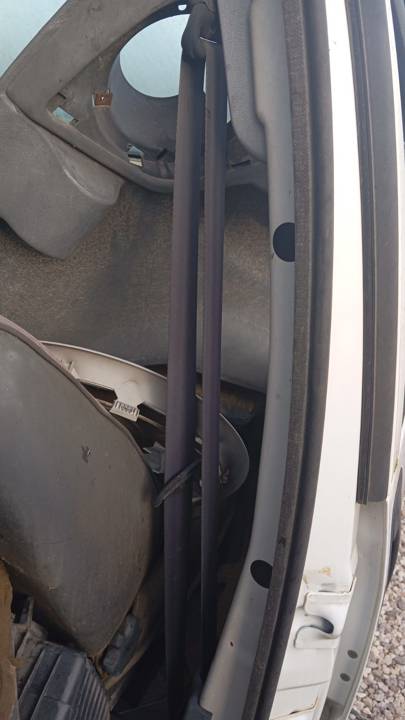 CINTURON SEGURIDAD DELANTERO DERECHO