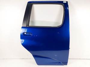 PUERTA TRASERA DERECHA TOYOTA YARIS VERSO (NCP2/NLP2) Autodesguaces Alicante