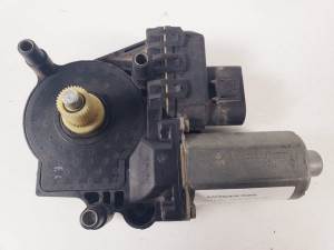 MOTOR ELEVALUNAS TRASERO IZQUIERDO 0130821784 AUDI ALLROAD QUATTRO (4BH) Autodesguaces Alicante