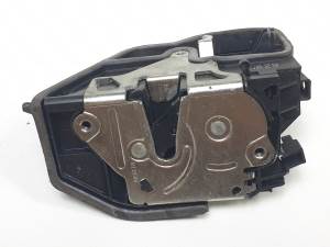 CERRADURA PUERTA TRASERA IZQUIERDA 7154629 BMW SERIE 5 TOURING (E61) Autodesguaces Alicante