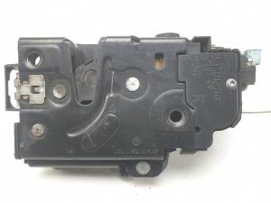 CERRADURA PUERTA TRASERA DERECHA 7L0839016D SKODA OCTAVIA BERLINA (1U2) Autodesguaces Alicante