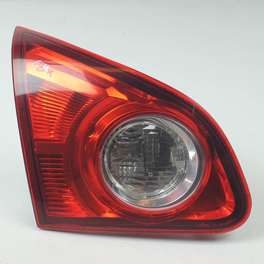 PILOTO TRASERO IZQUIERDO INTERIOR - 26555JD800 - NISSAN - QASHQAI (J10)