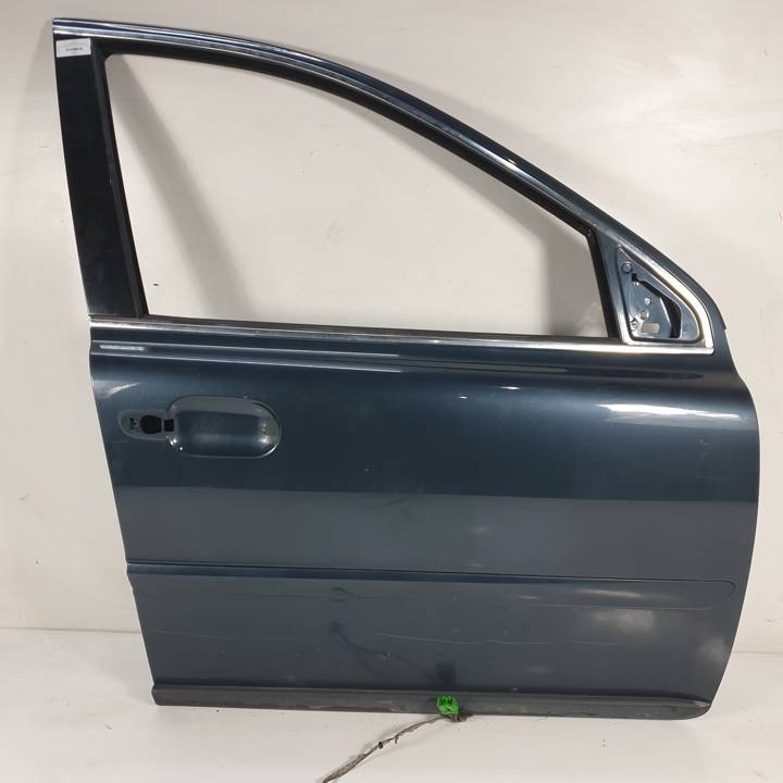 PUERTA DELANTERA DERECHA VOLVO XC90 Autodesguaces Alicante