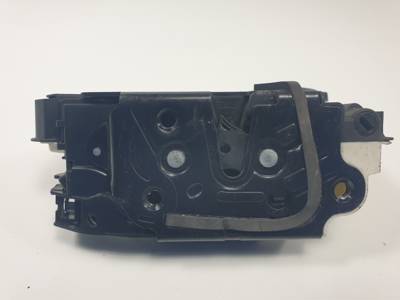 CERRADURA PUERTA DELANTERA DERECHA 5K1837016E VOLKSWAGEN POLO (6C1) Autodesguaces Alicante