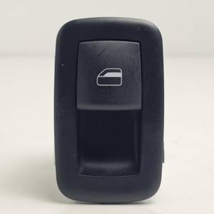 MANDO ELEVALUNAS TRASERO DERECHO 04602927AA CHRYSLER GRAND VOYAGER Autodesguaces Alicante