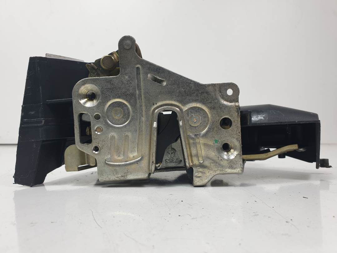 CERRADURA PUERTA TRASERA DERECHA - 2027300635 - MERCEDES - CLASE E (W210) BERLINA