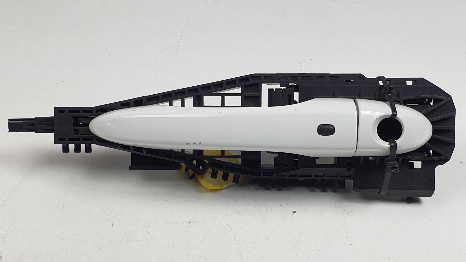 MANETA EXTERIOR DELANTERA IZQUIERDA - P68082687AE - JEEP - CHEROKEE (KL)