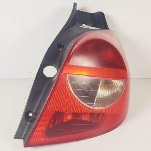 PILOTO TRASERO DERECHO 89035080 RENAULT CLIO III Autodesguaces Alicante