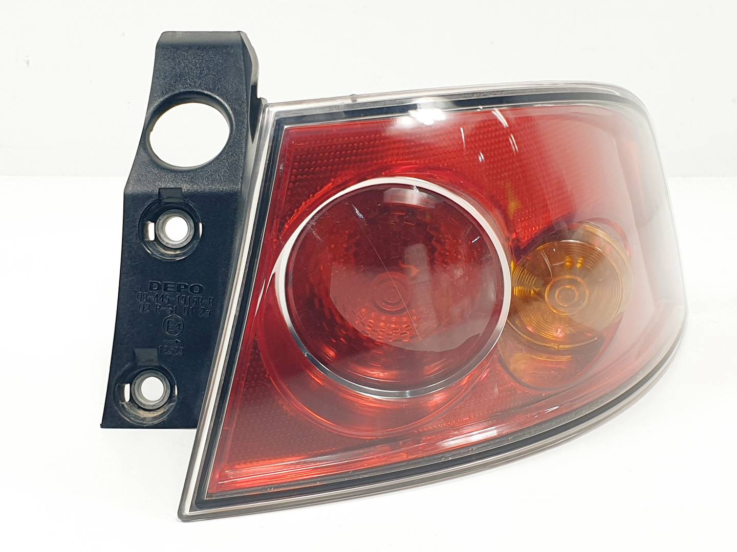 PILOTO TRASERO DERECHO - 084451916RB - SEAT - IBIZA (6L1)