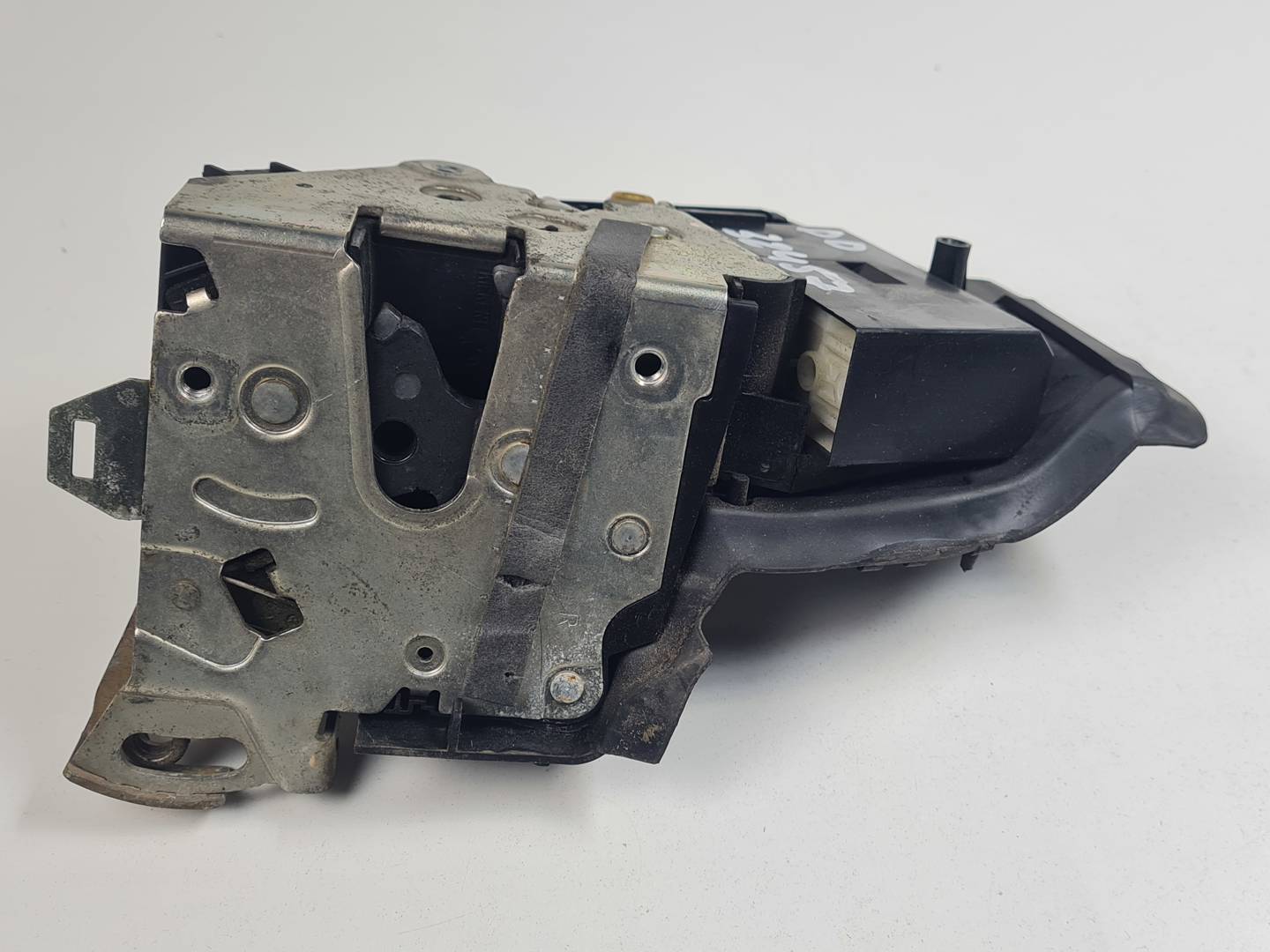 CERRADURA PUERTA DELANTERA DERECHA - 8235126 - BMW - SERIE 5 BERLINA (E39)